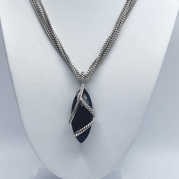 David Yurman Black Onyx & Diamond
Cable Wrap Pendant - Picture 7 of 10